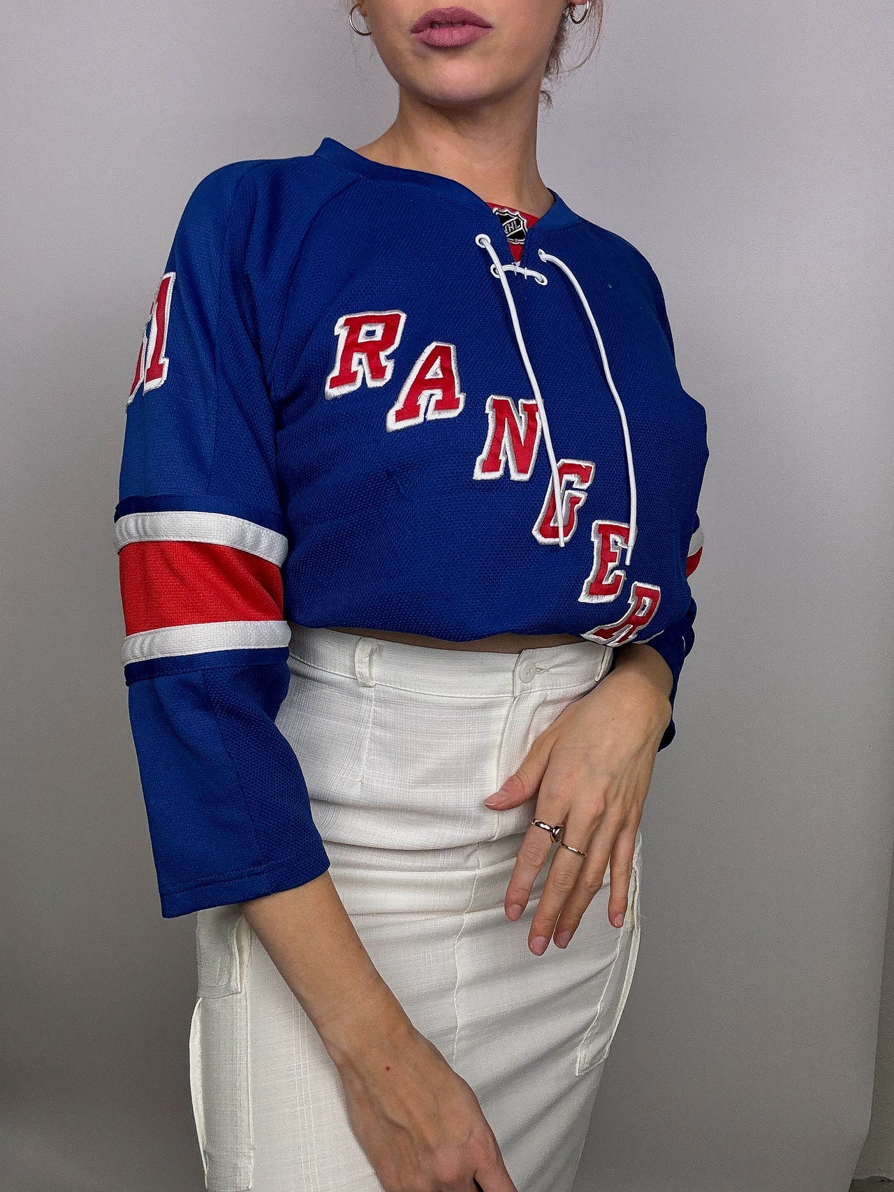 Blaues amerikanisches Vintage-Trikot