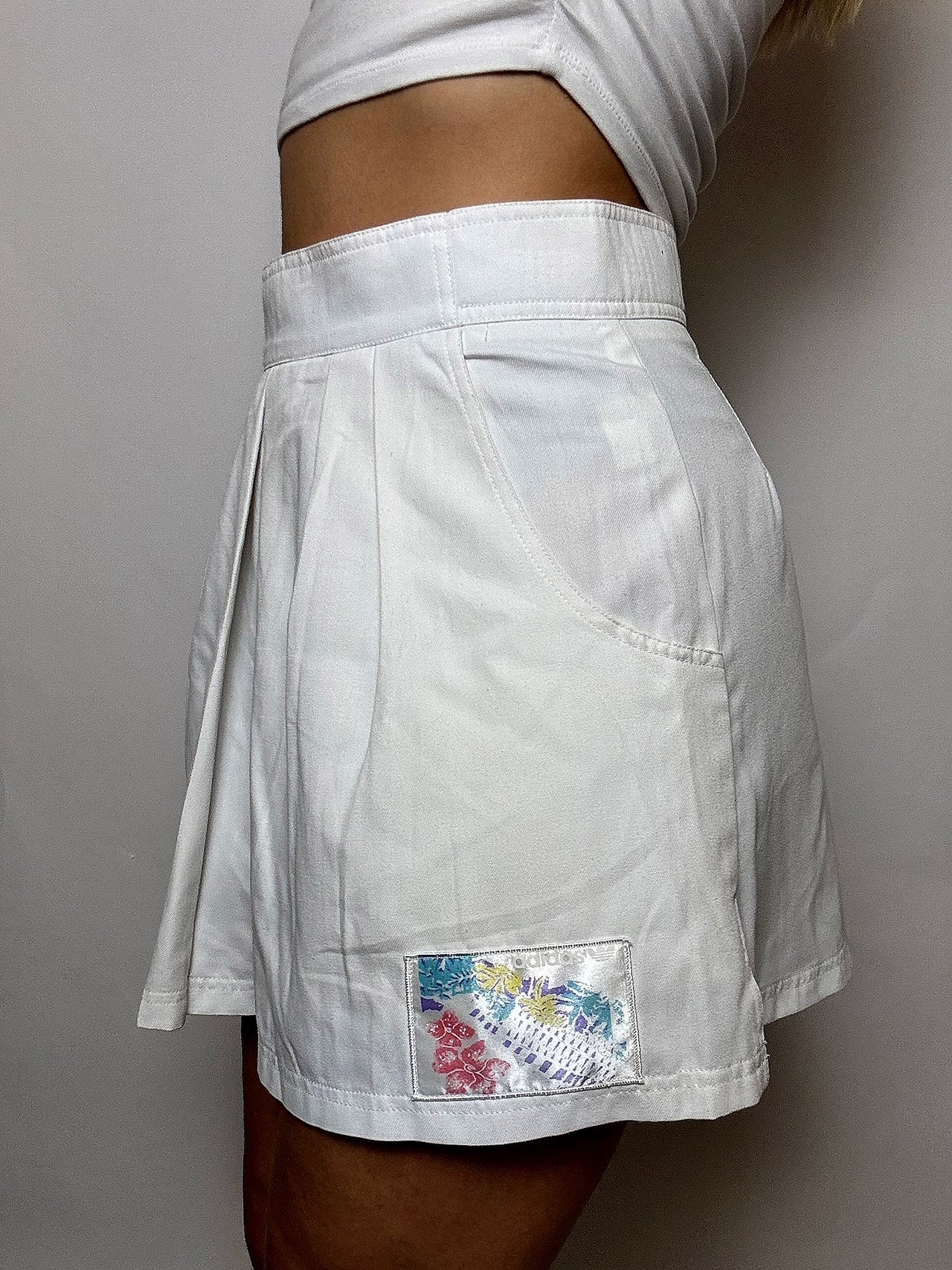 Jupette blanche ADIDAS M/L vintage