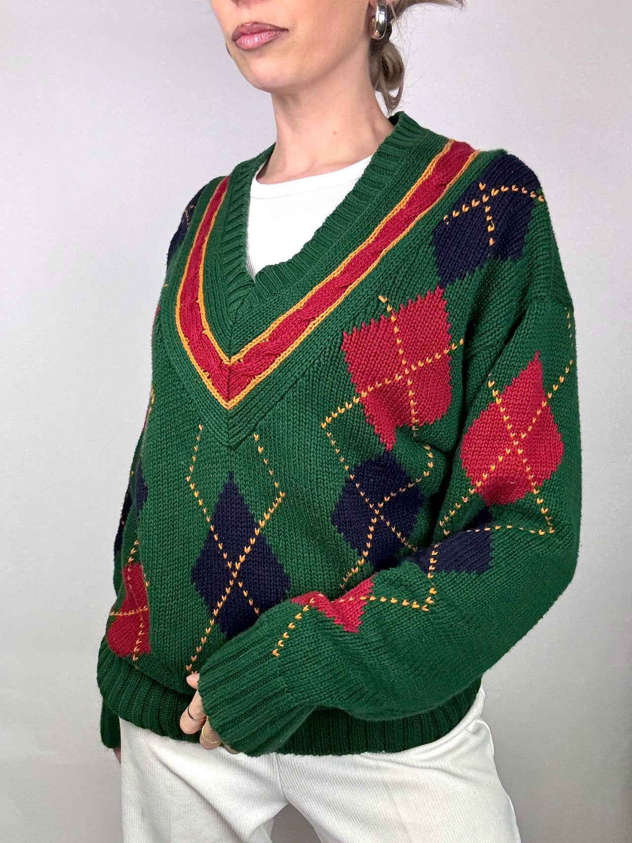 Grüner Pullover mit V-Ausschnitt und Argylmuster M Vintage
