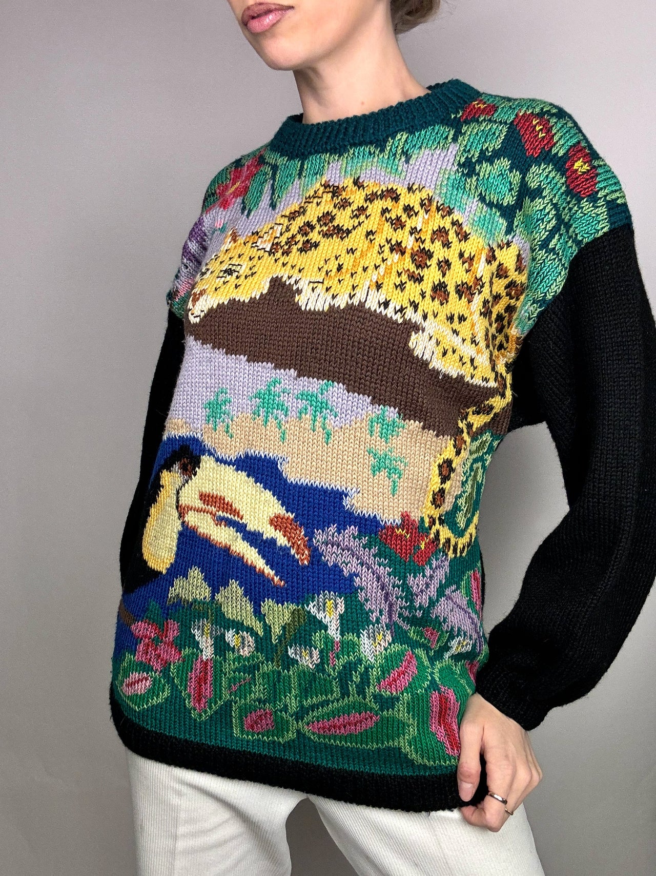 Vintage M savannah print sweater
