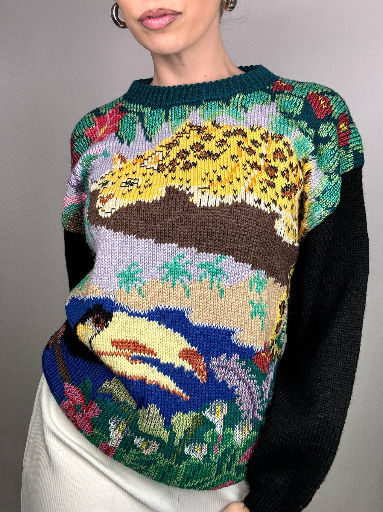 Vintage M savannah print sweater