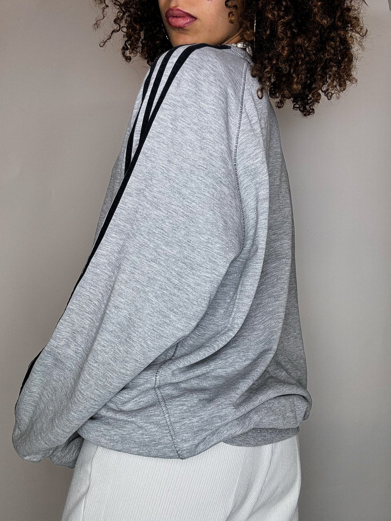 Sweat gris col rond gris ADIDAS XL vintage