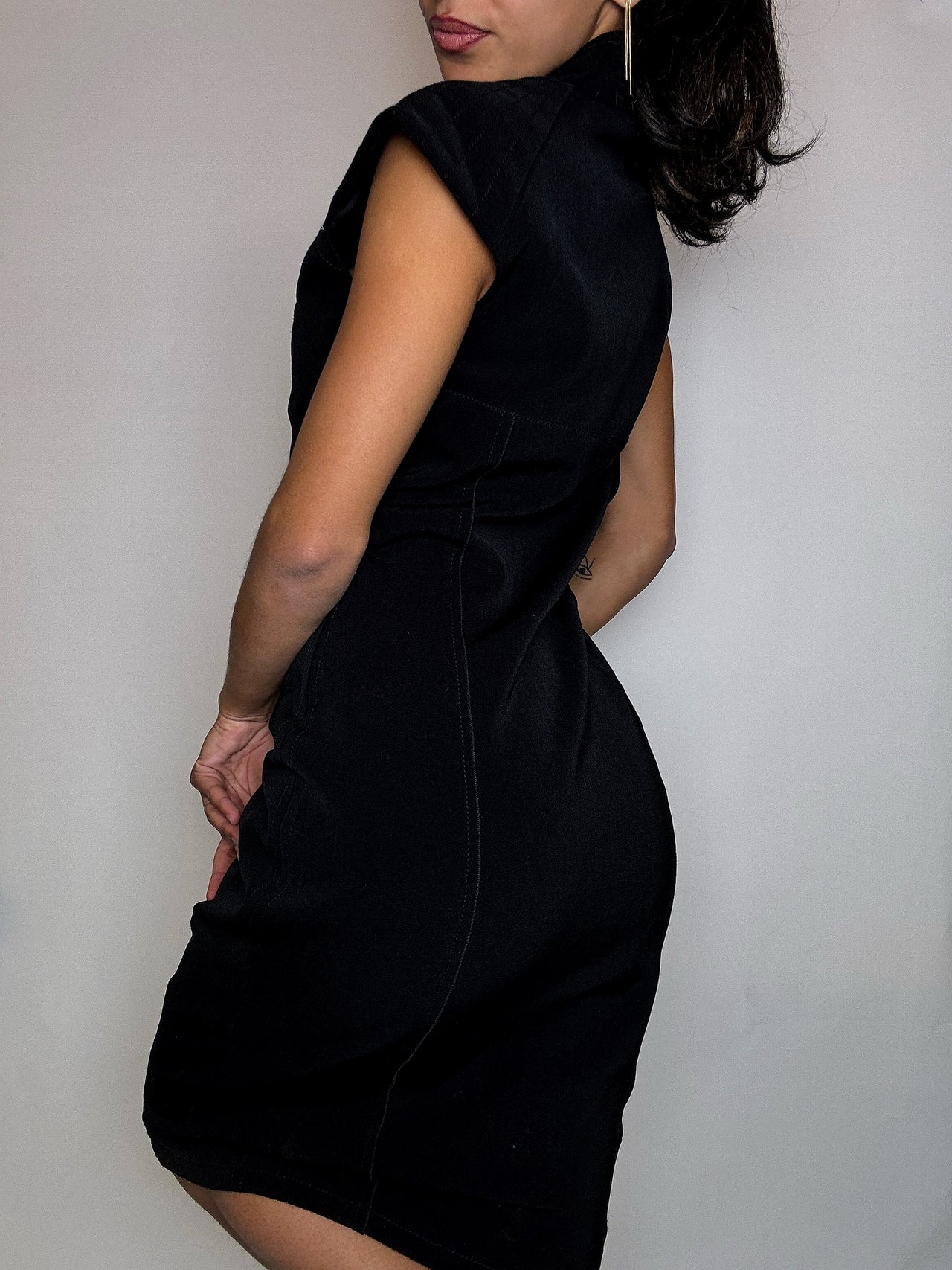 Robe zippée moulante noire S/M vintage