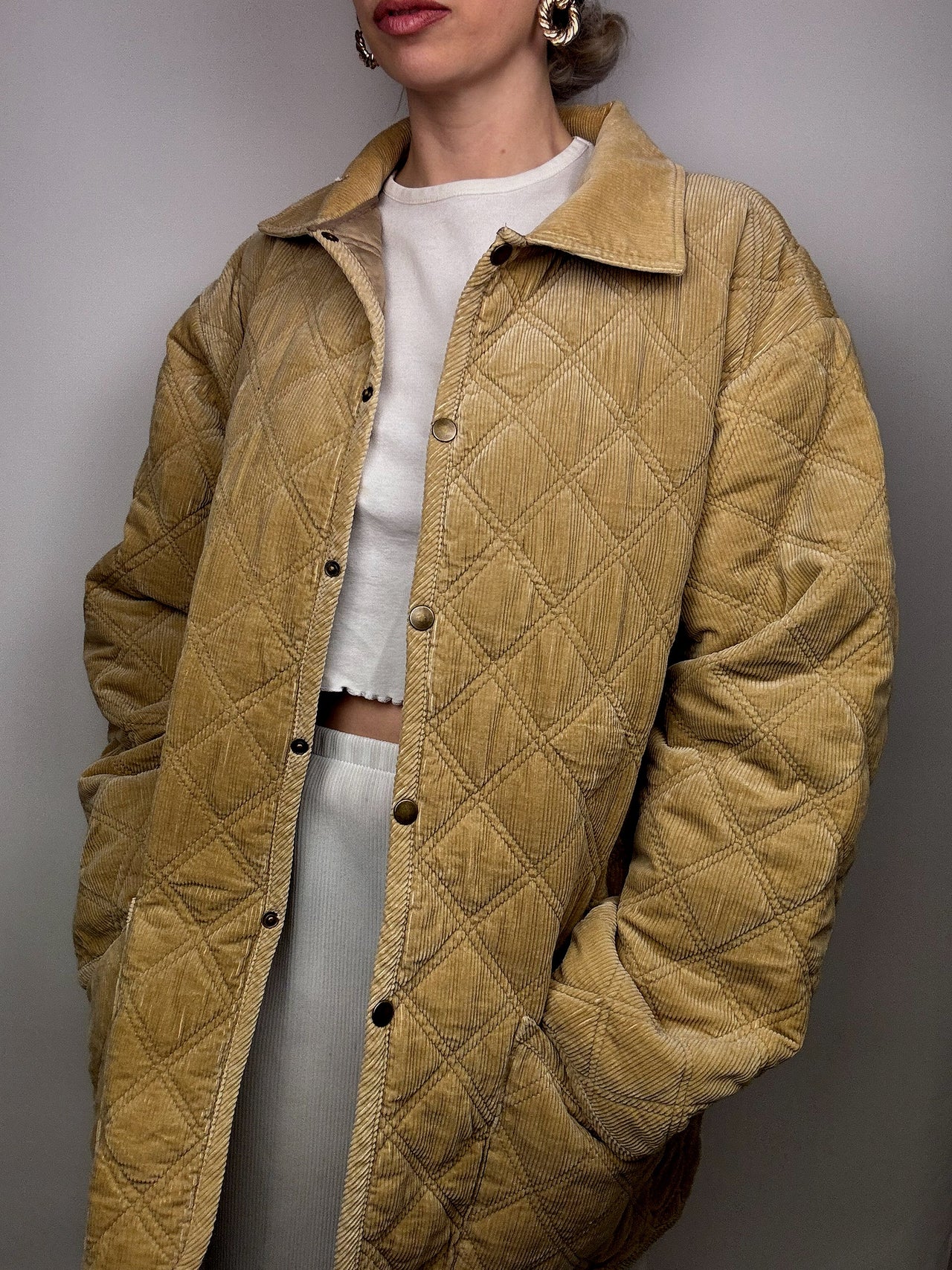 Vintage beige corduroy quilted jacket