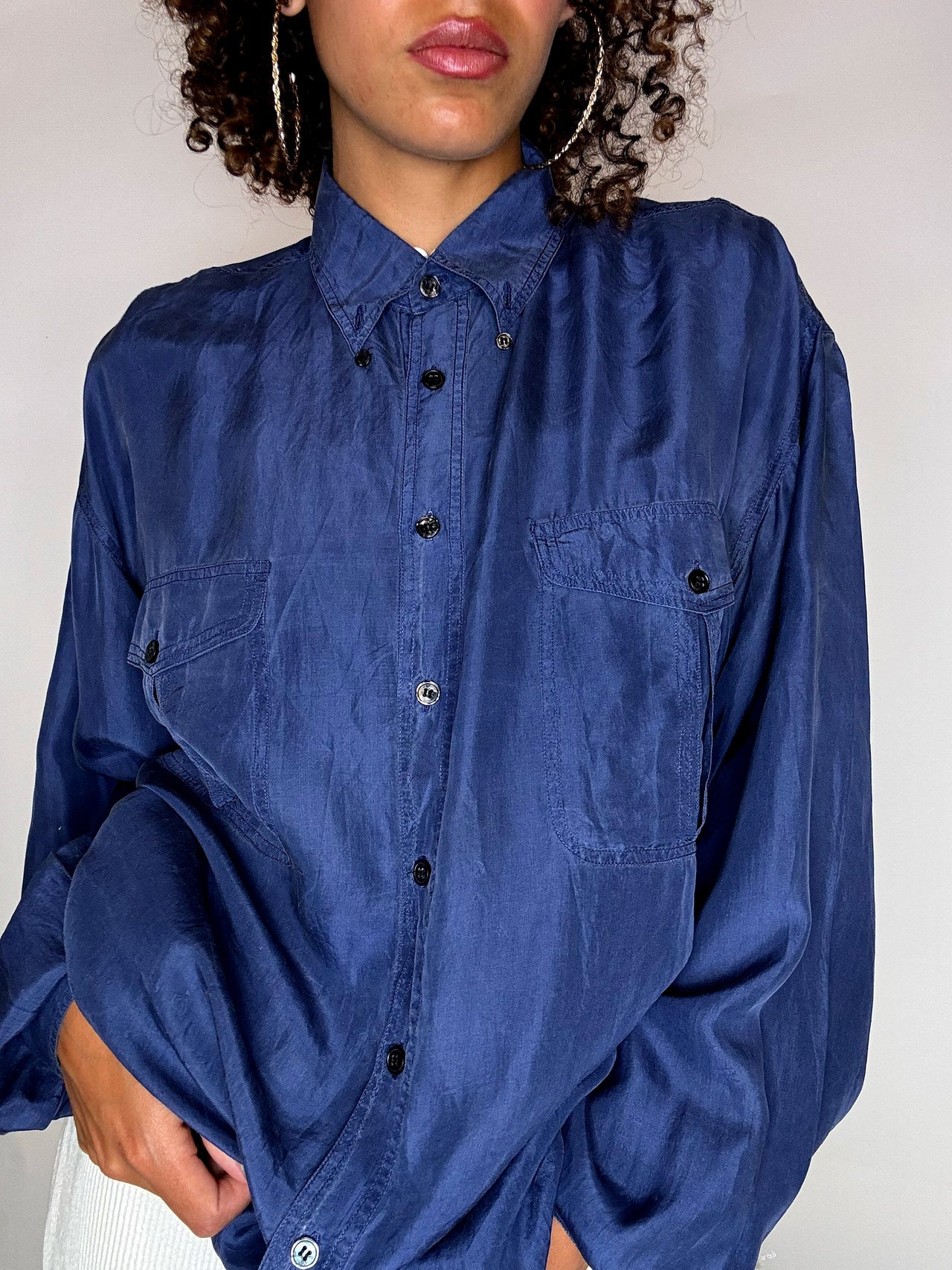 Chemise en soie bleue XL vintage