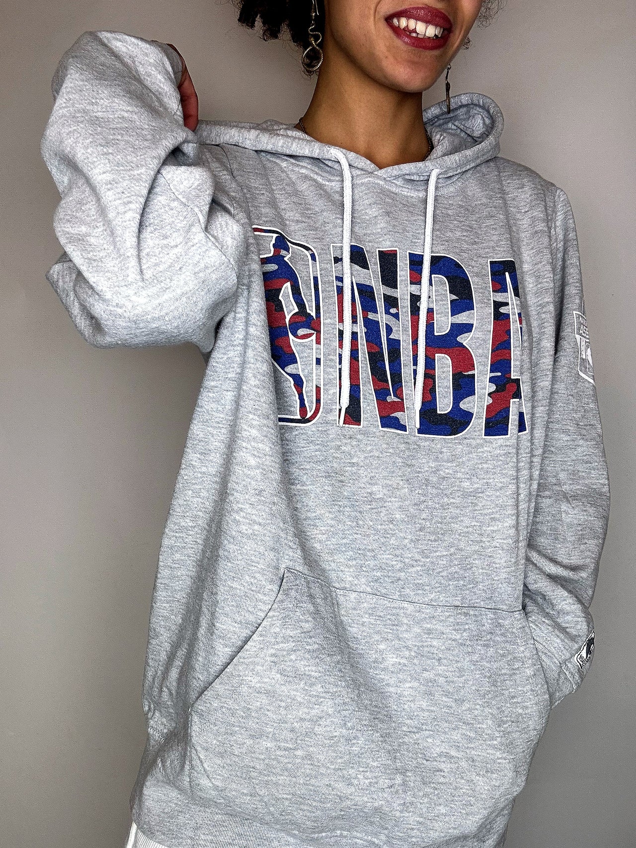 Sweat à capuche gris NBA L vintage