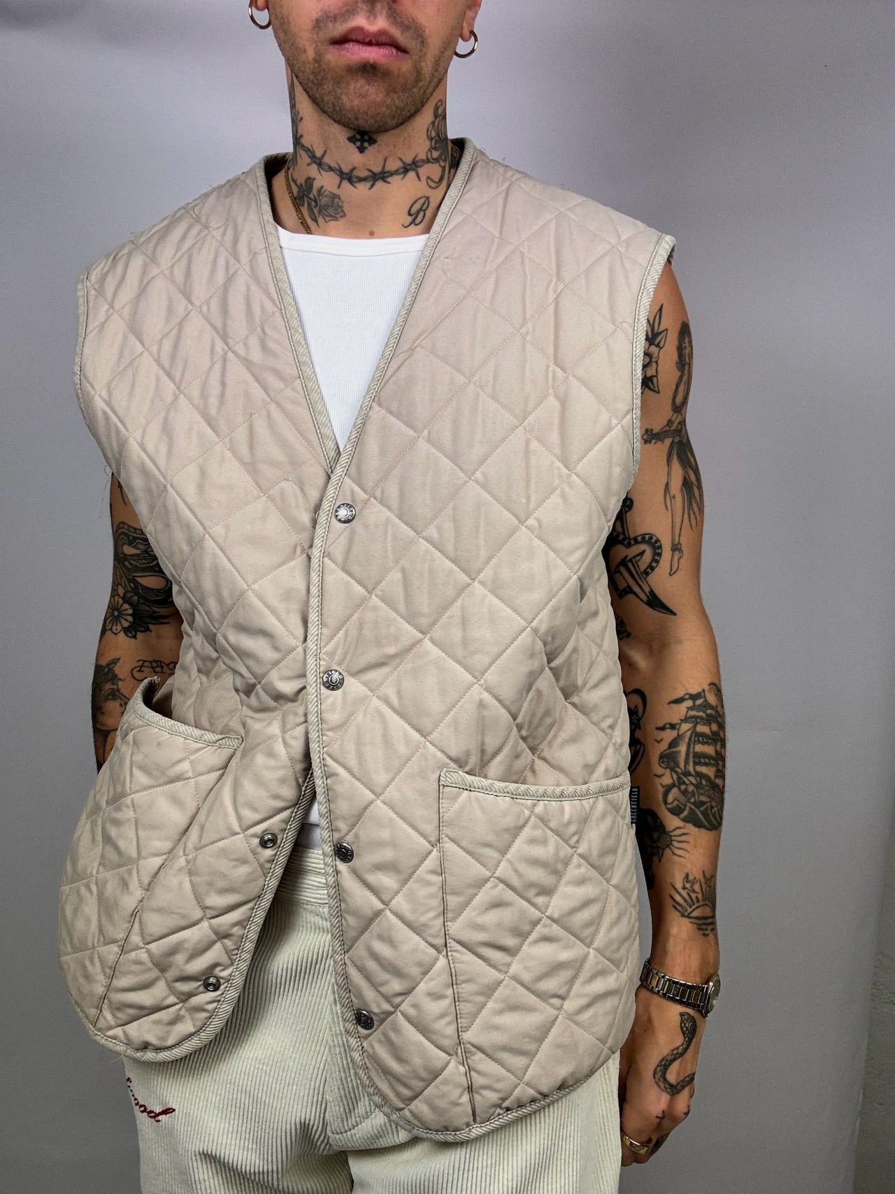 Vintage beige L/XL sleeveless quilted vest