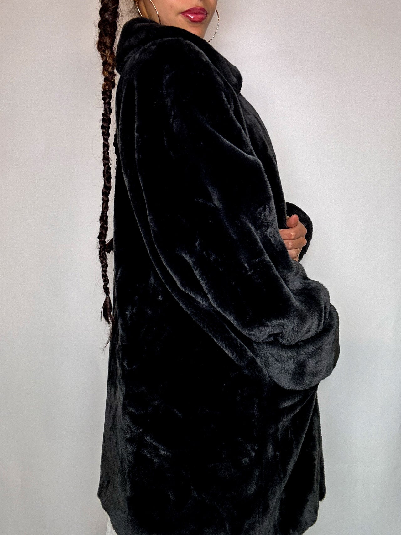 Manteau en fausse fourrure gris foncé à zip M/L vintage