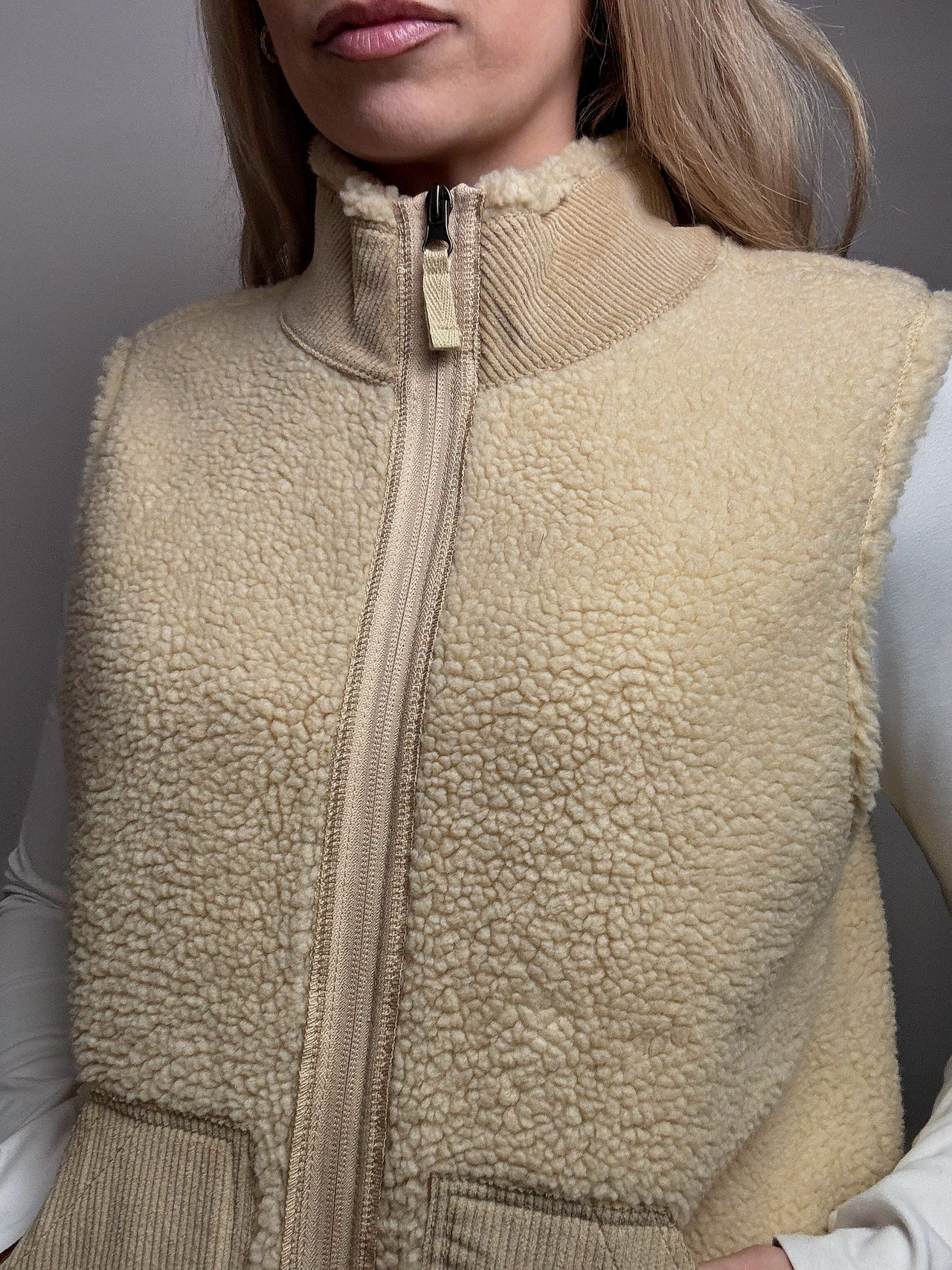 M Vintage stand-up collar fleece vest