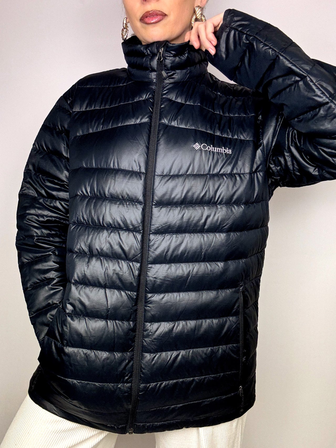 COLOMBIA L vintage black fine puffy down jacket