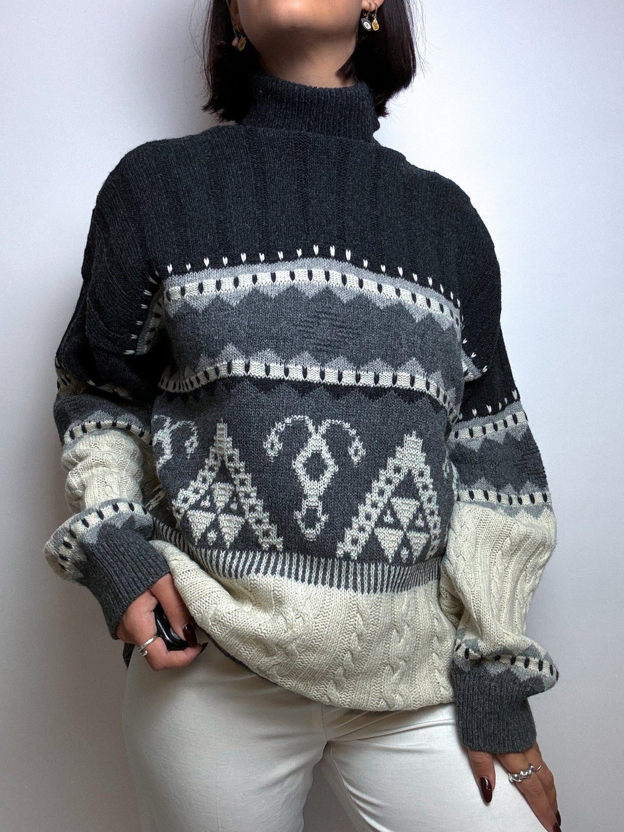 Pull en laine gris et blanc vintageXL