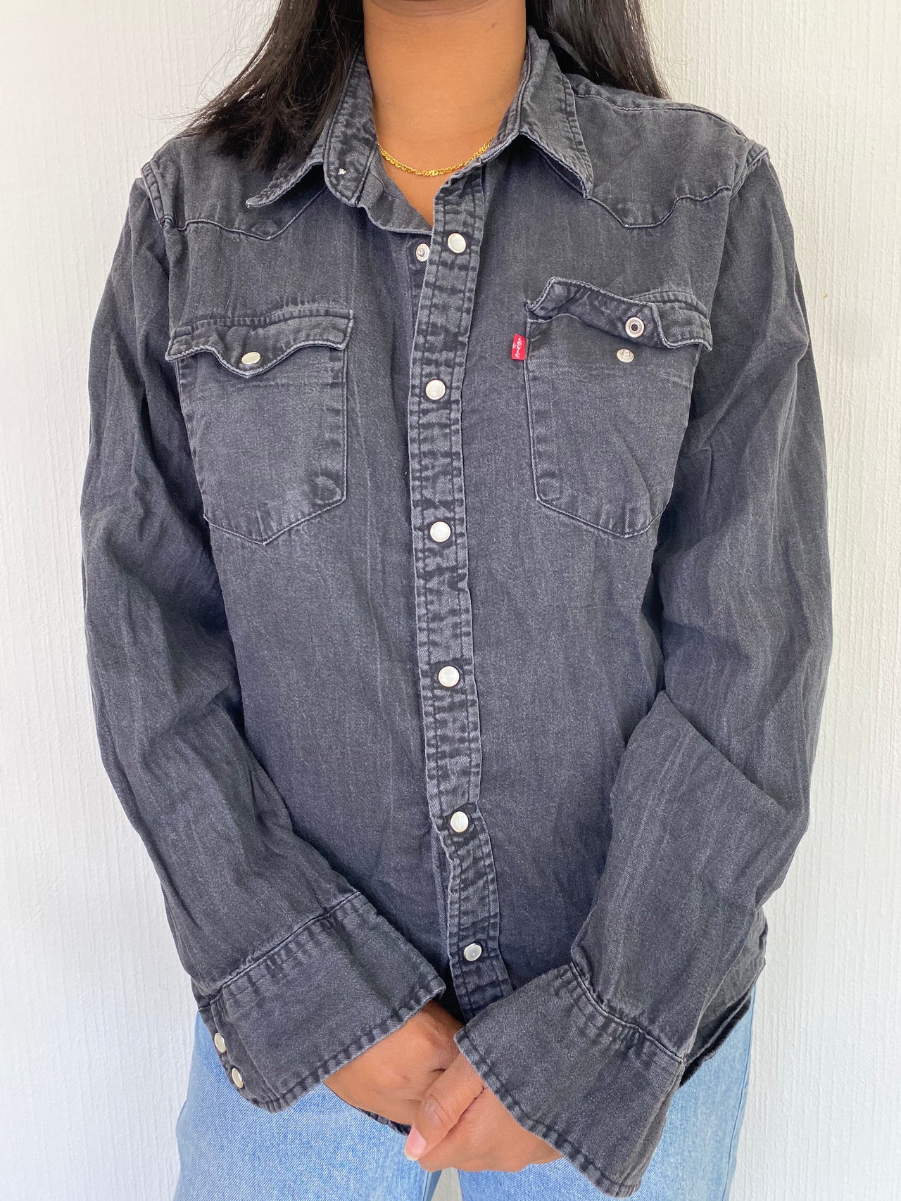 Levi's jeans shirt gray/metal buttons L