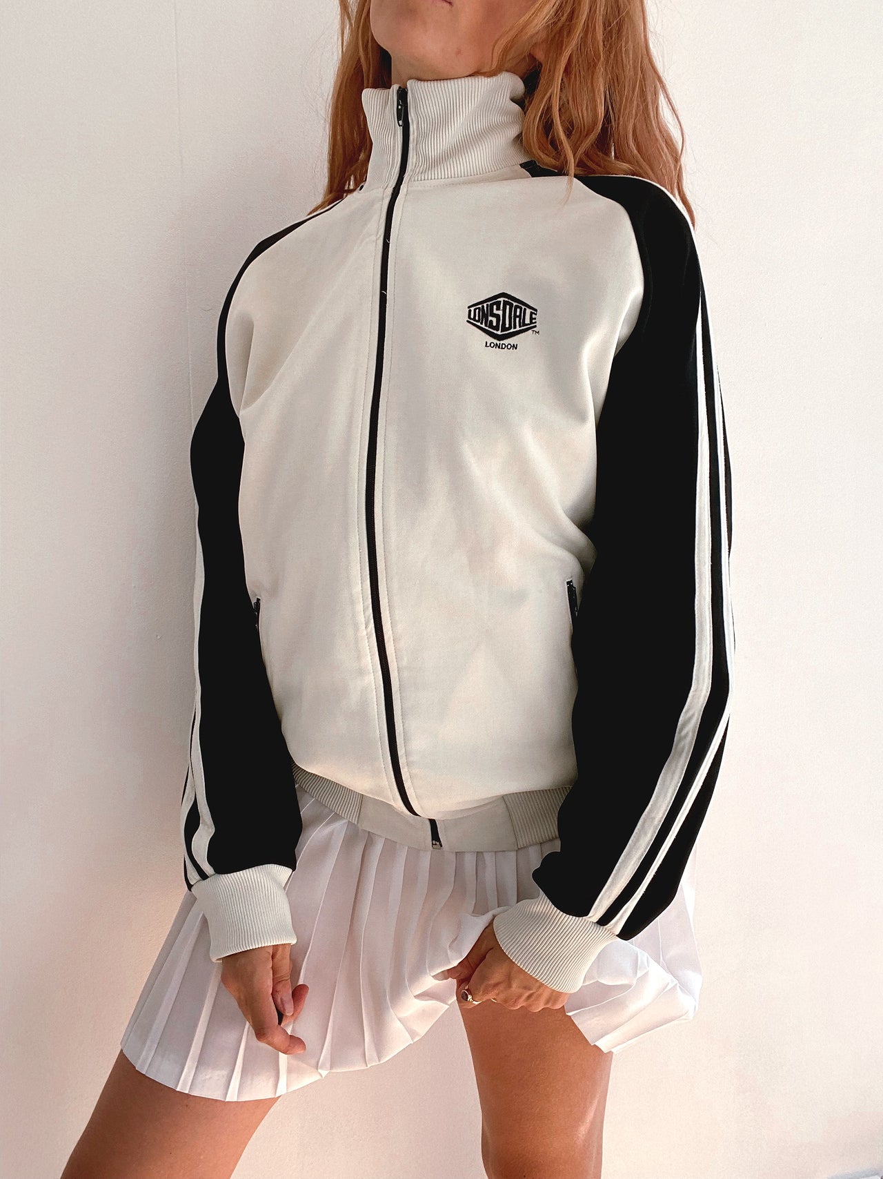 Nike XL black/white stripe jogging pants