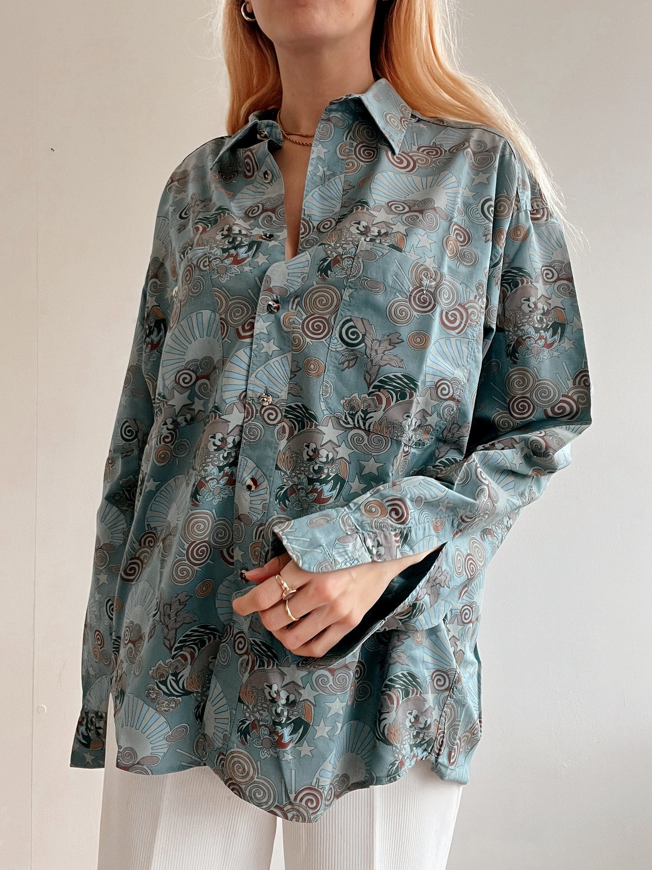 Vintage 80/90er Jahre hellblau gemustertes Hemd XL