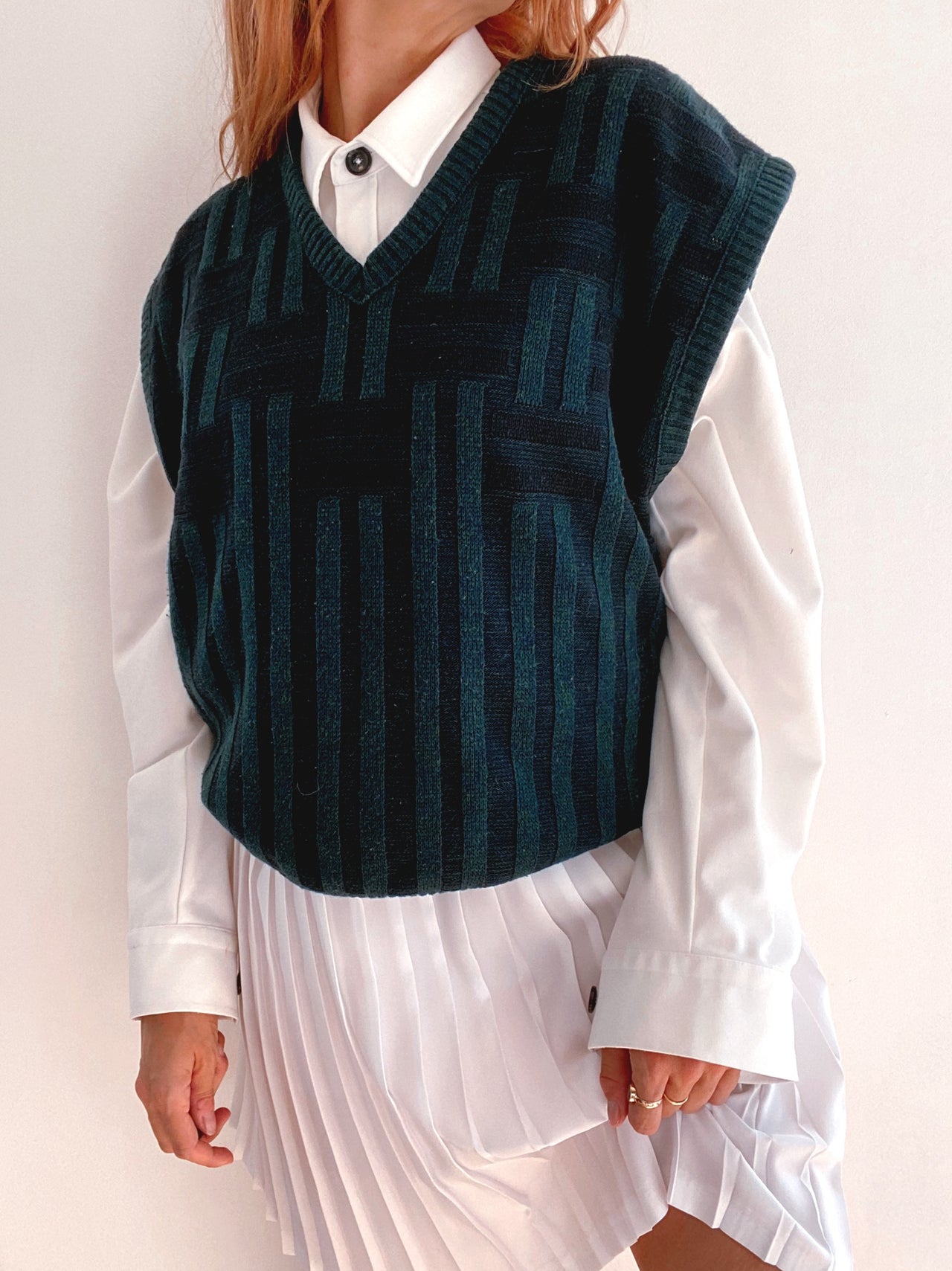 Black V-neck wool cardigan with pink/yellow pattern