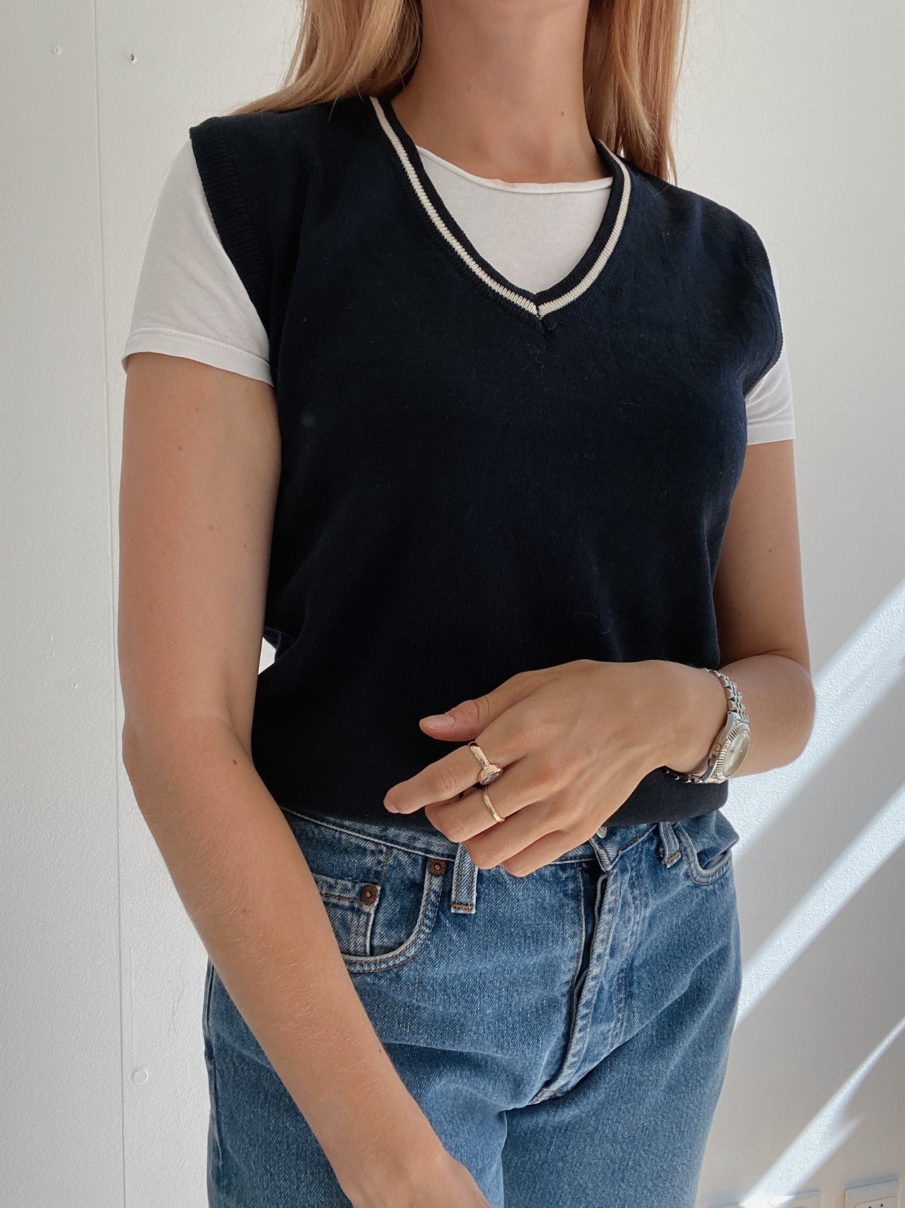 Black V-neck wool cardigan with pink/yellow pattern