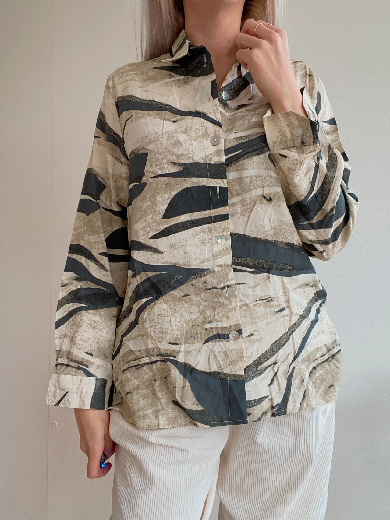 Vintage 80/90er Jahre beige gemustertes Hemd