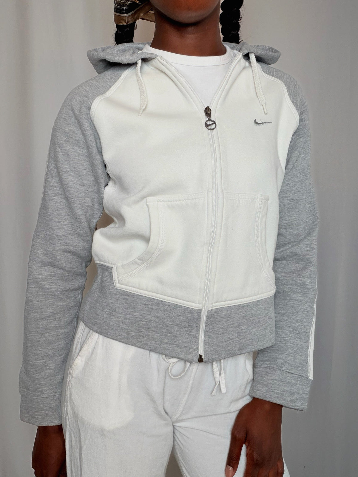 Sweat gris et blanc Nike XS vintage