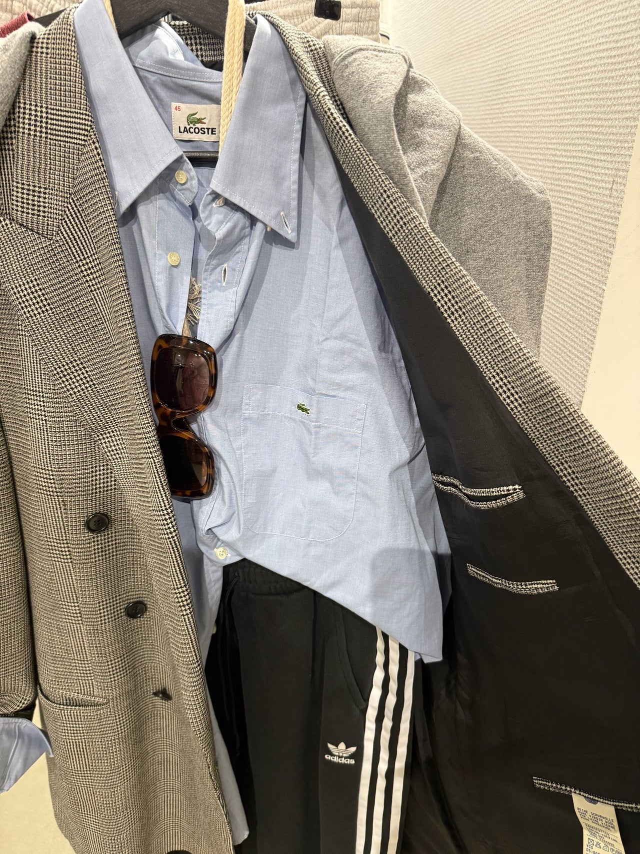 Complete outfit