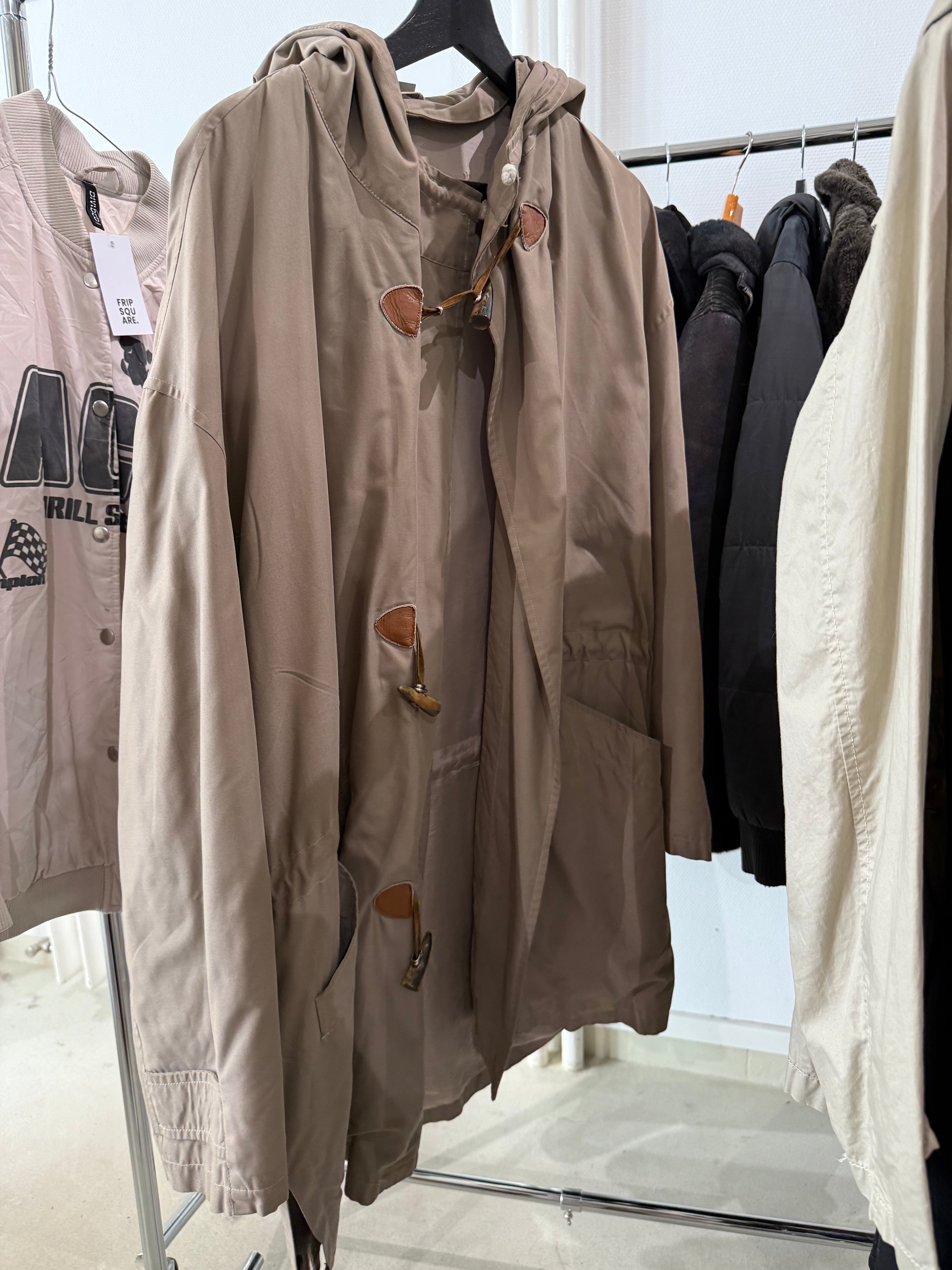 Trench à capuche beige L/XL