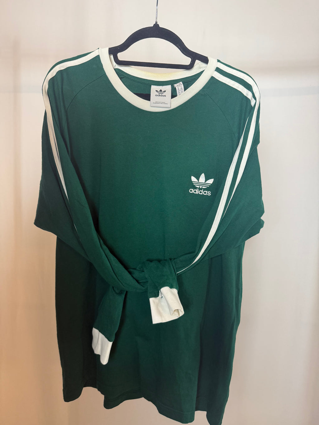Grünes Adidas T-Shirt XL live