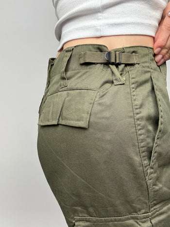 Vintage-Cargo-Shorts in Khaki