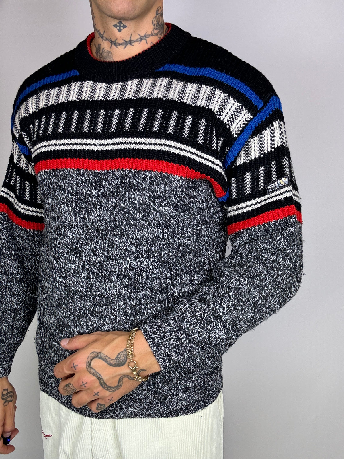 Vintage gray knitted sweater