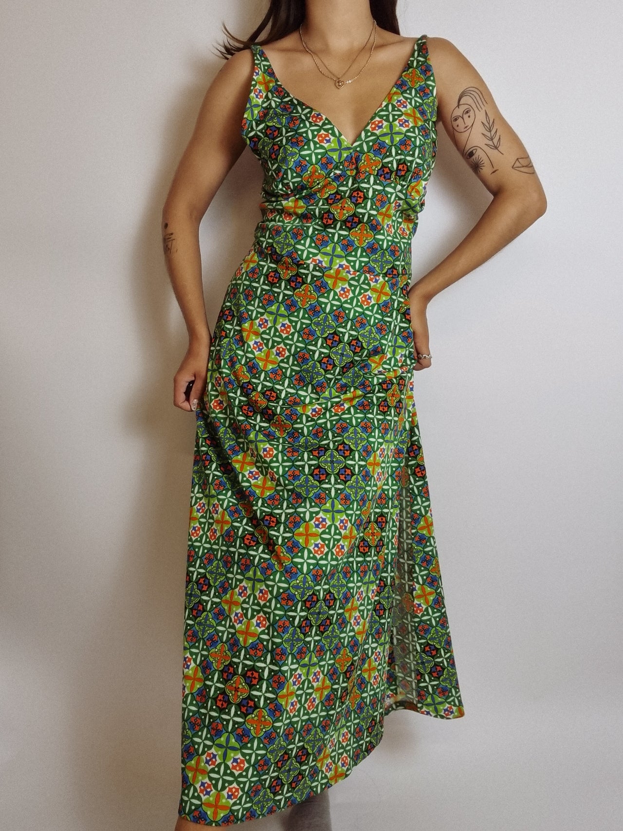 Vintage green patterned dress M