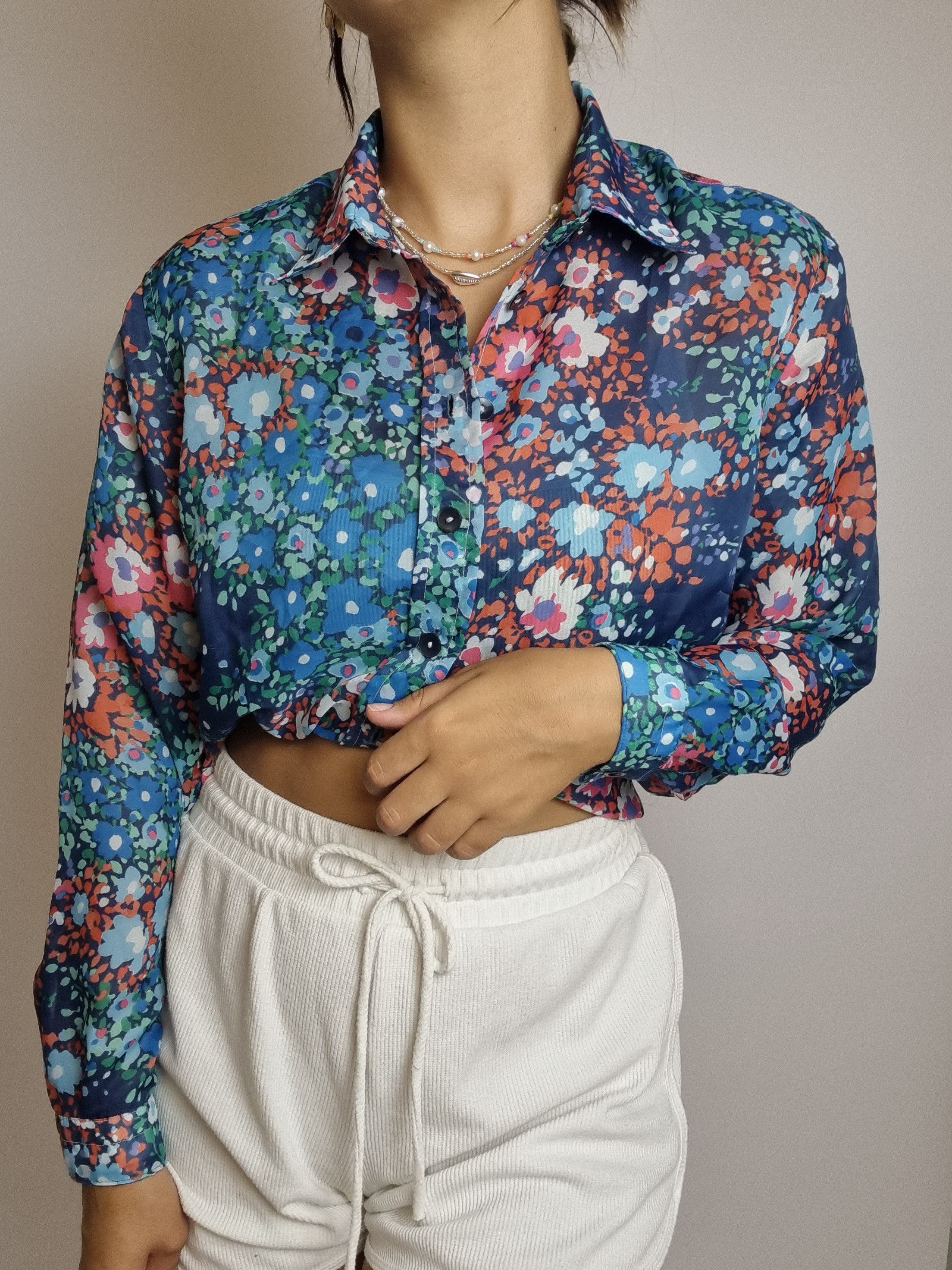 Chemisier à fleurs bleu et rouge vintage S/M