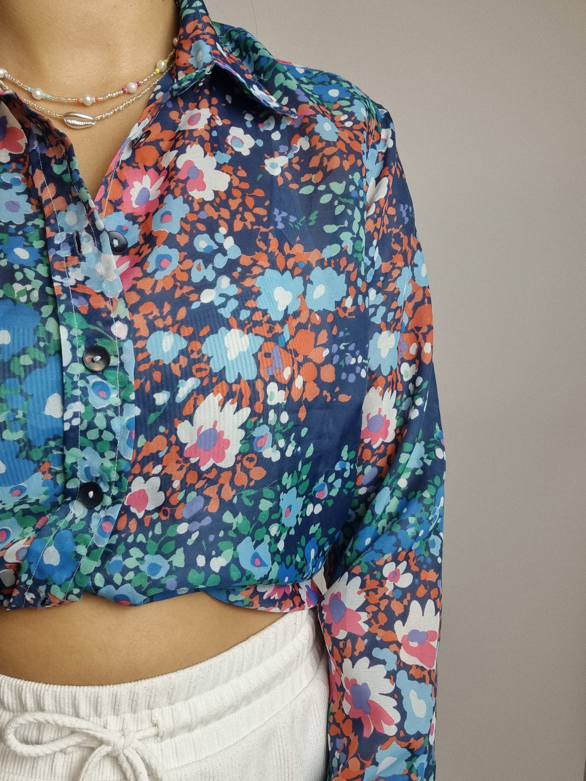 Chemisier à fleurs bleu et rouge vintage S/M