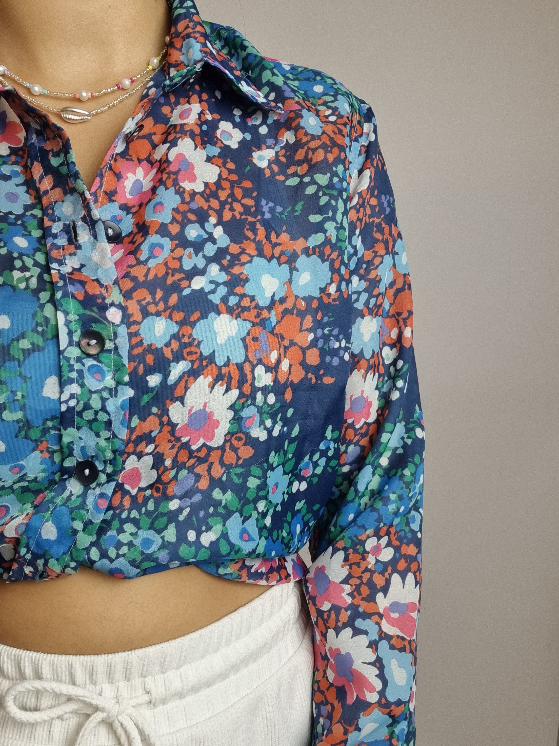 Chemisier à fleurs bleu et rouge vintage S/M