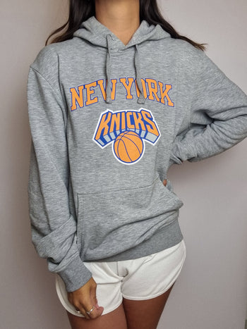 Vintage New York Knicks gray sweater