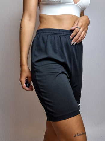 Schwarze Vintage-Shorts von Adidas Climalite S/M