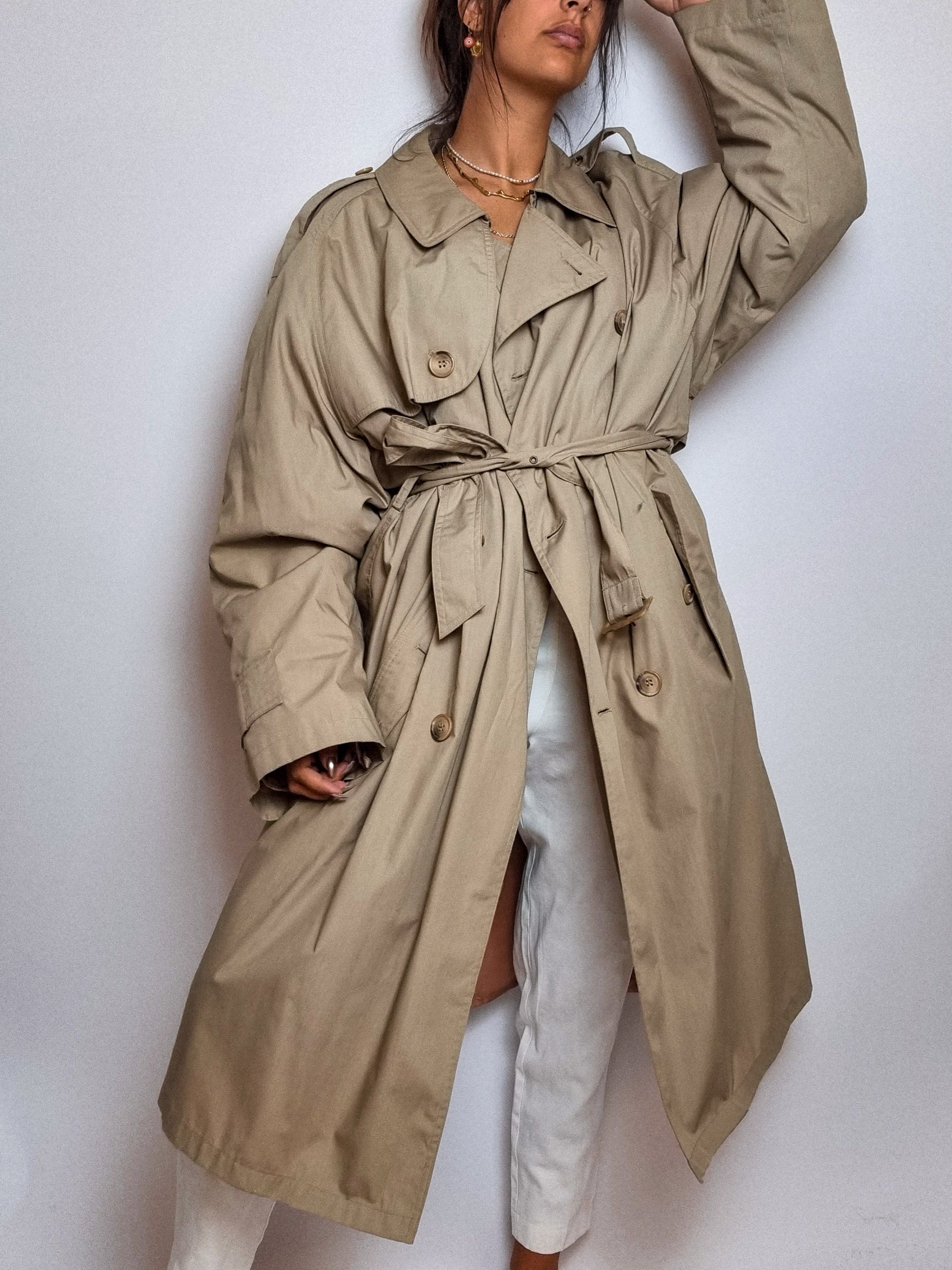 Vintage beige lined trench coat M/L oversized 