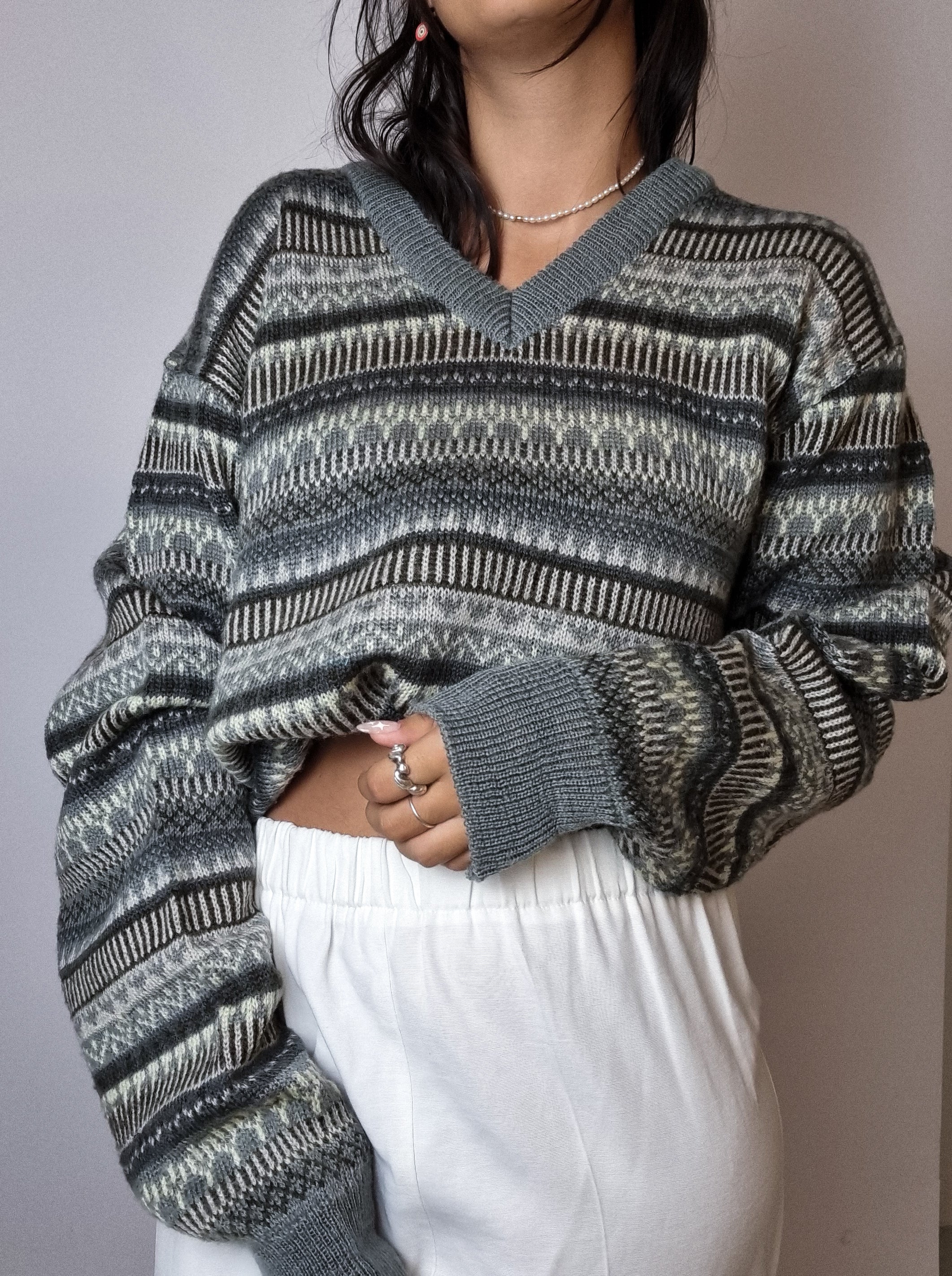 Vintage patterned wool sweater L/XL 