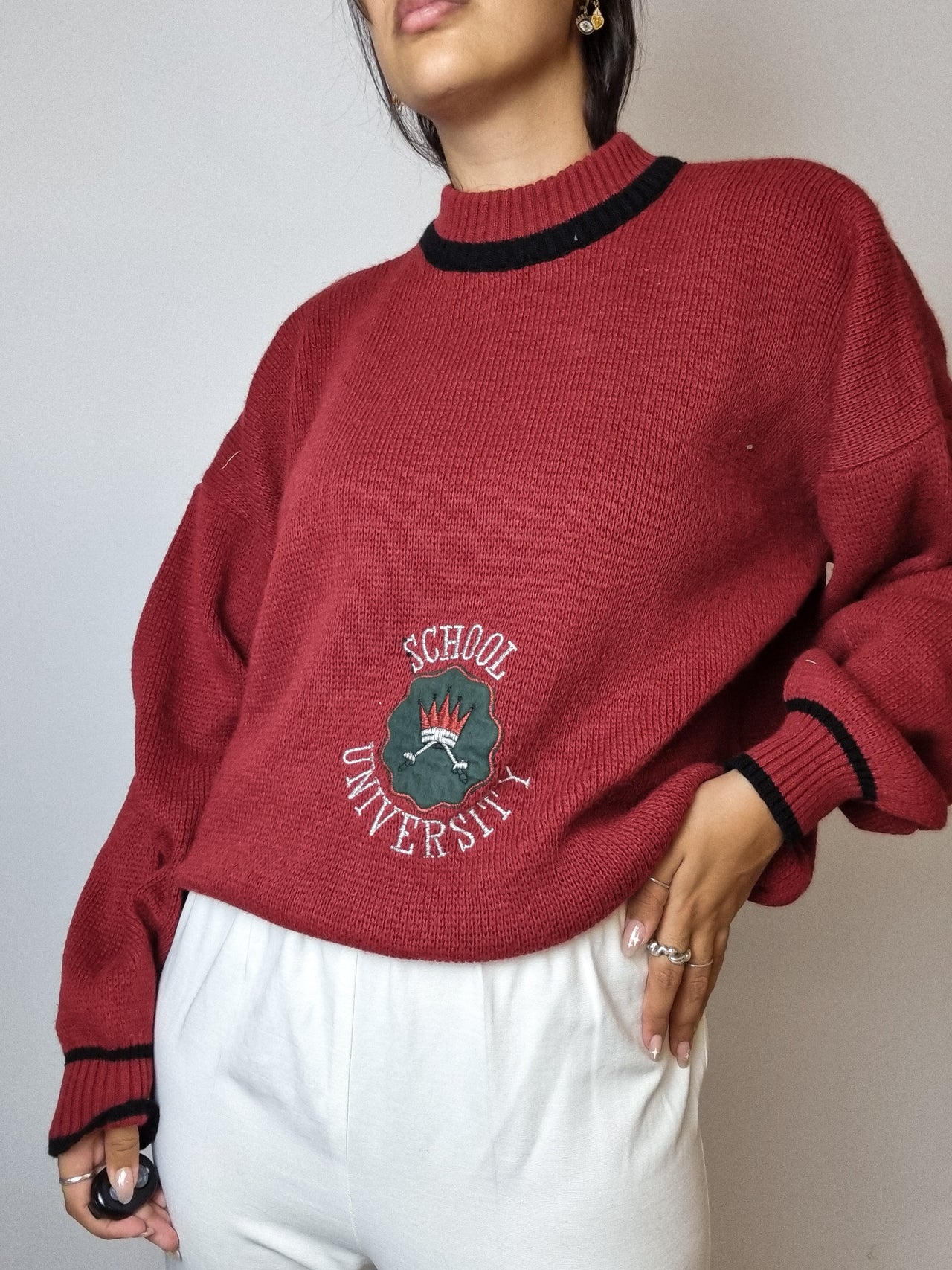 Red wool sweater School University M/L 