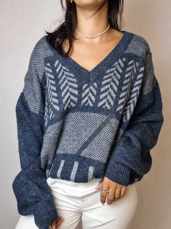 Blue vintage patterned wool sweater L 