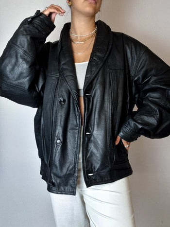 Vintage black leather bomber jacket L 