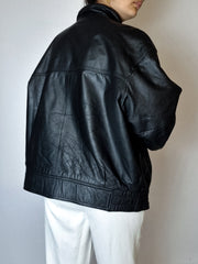 Vintage black leather bomber jacket L 