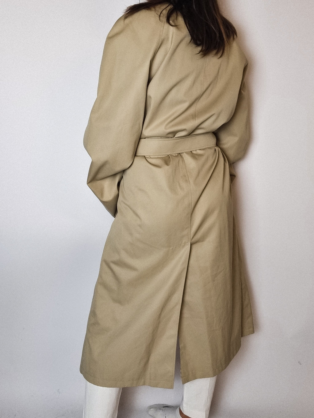 Vintage beige trenchcoat M/L 