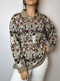 Beige wool sweater with vintage patterns M 