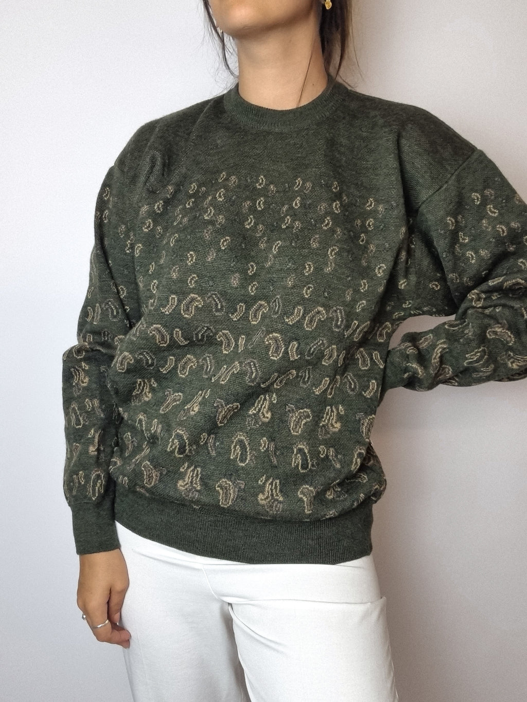 Khaki wool sweater with vintage paisley patterns M 