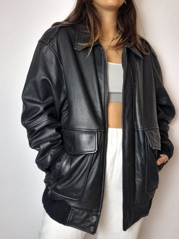 Bomber en cuir noir vintage L