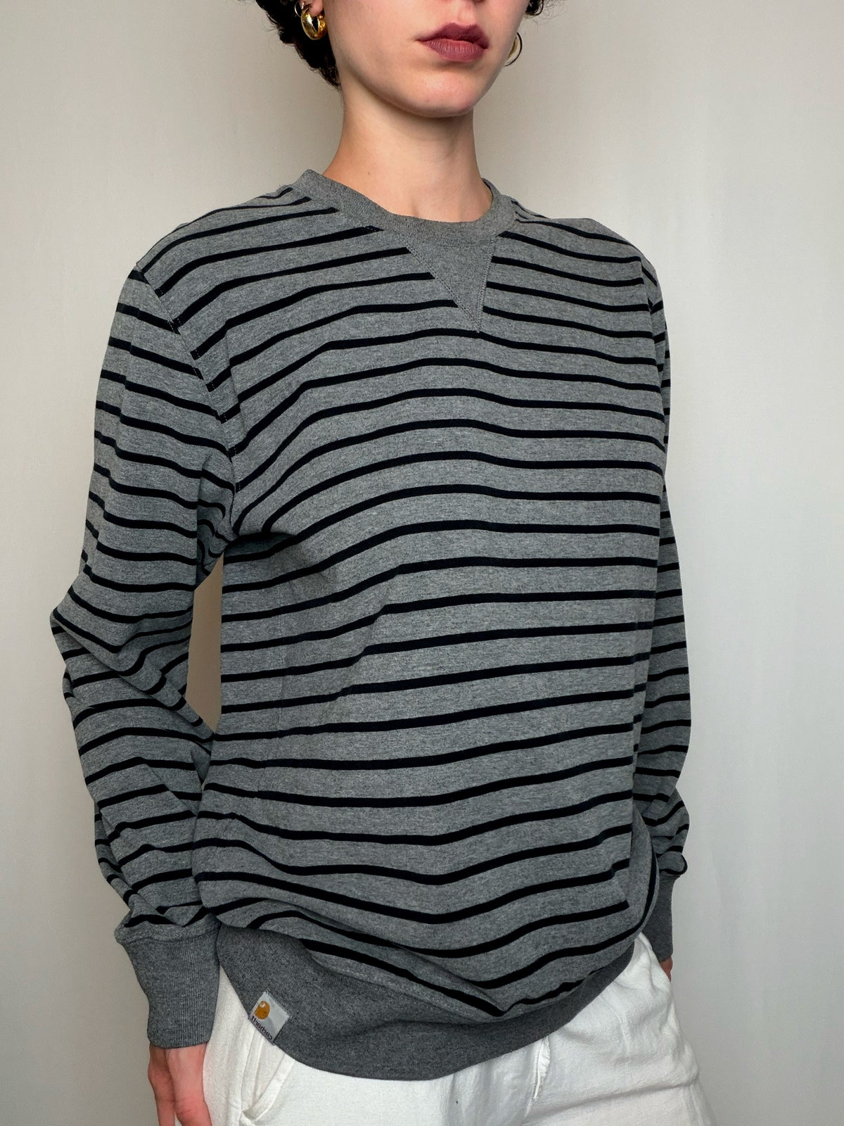 Sweat gris rayé Carhartt M vintage