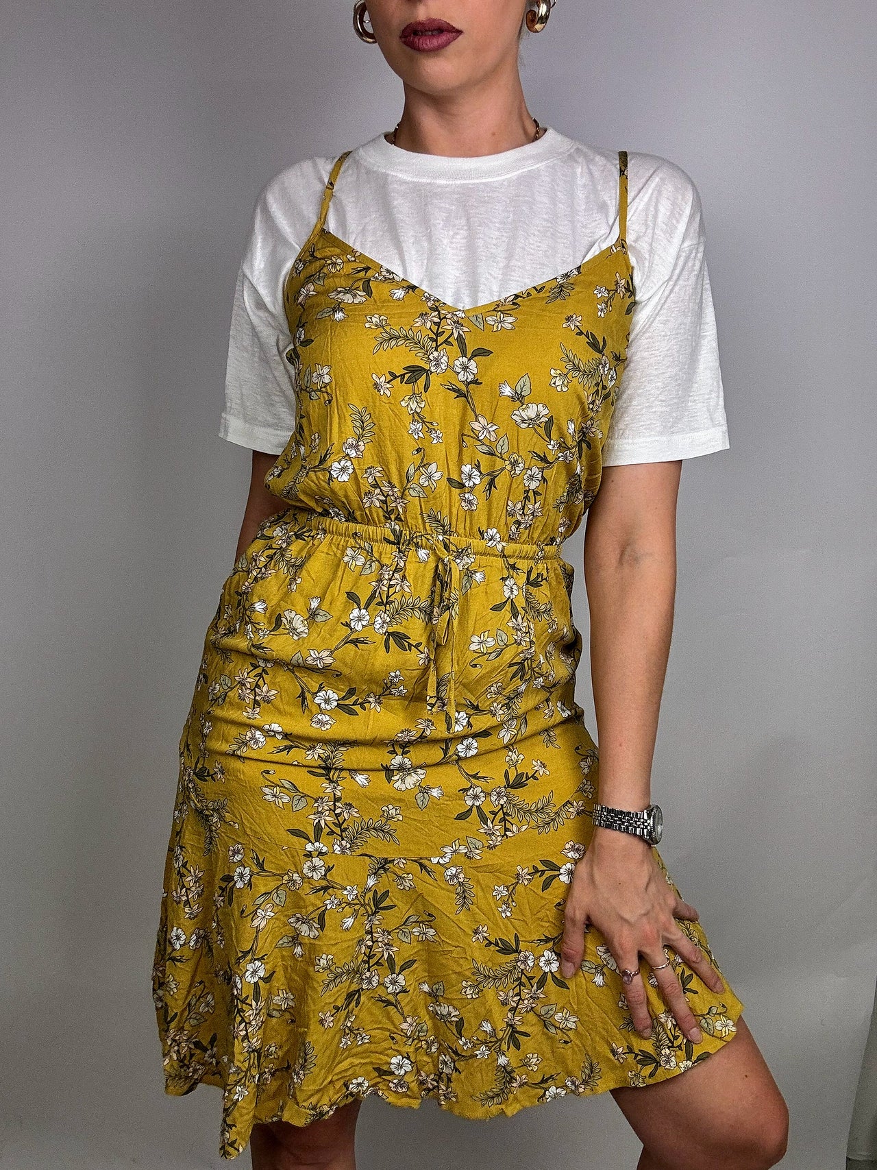 Robe Midi à Bretelle Jaune avec Fleurs