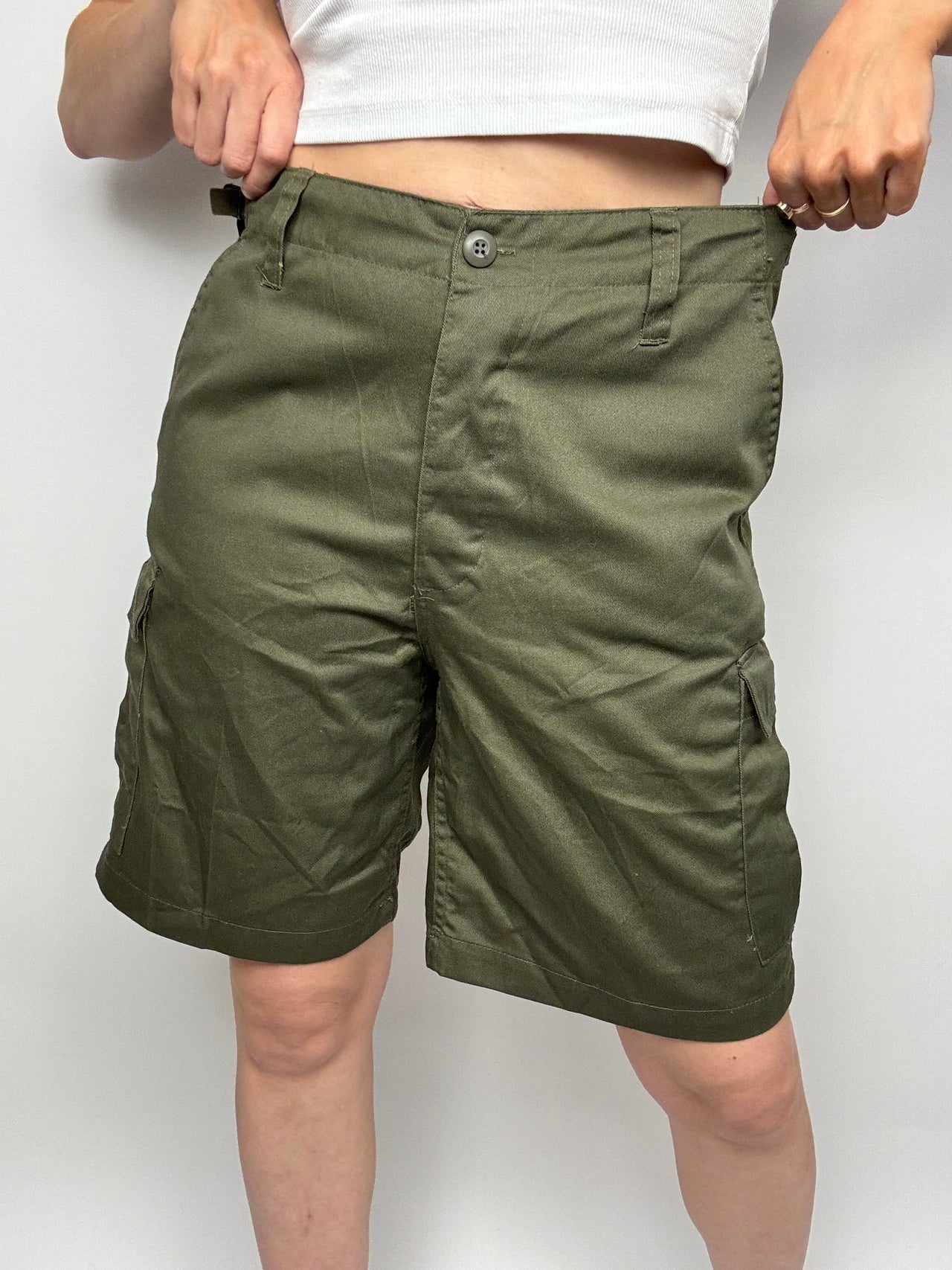 Vintage khaki cargo shorts