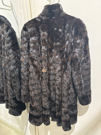 Fourrure véritable brune L live