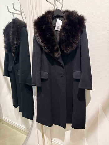 Manteau avec col en fausse fourrure amovible L live