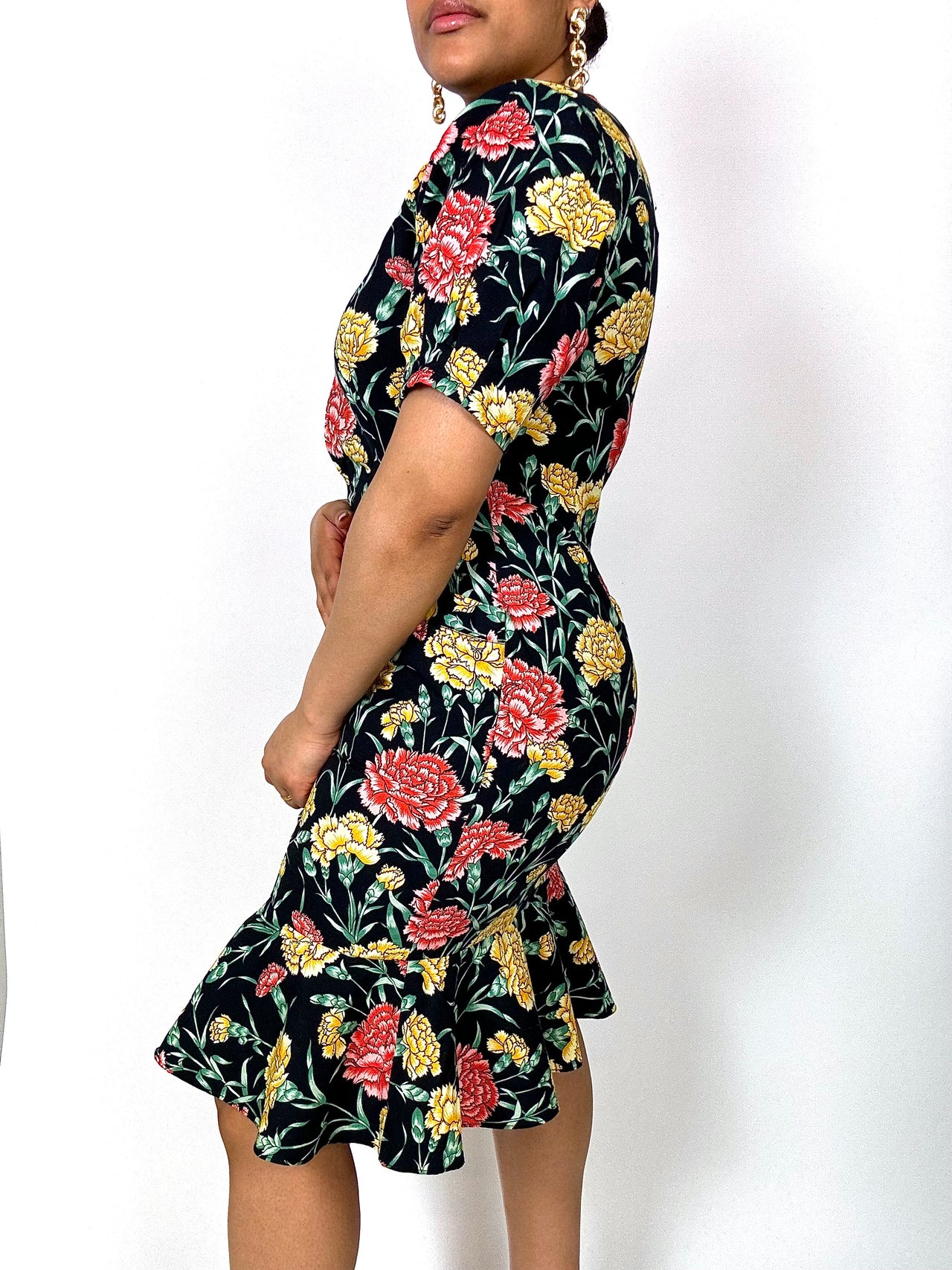 Robe vintage noire à fleurs S/M