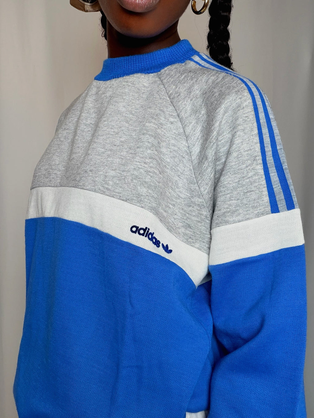 Sweat gris et bleu Adidas M vintage